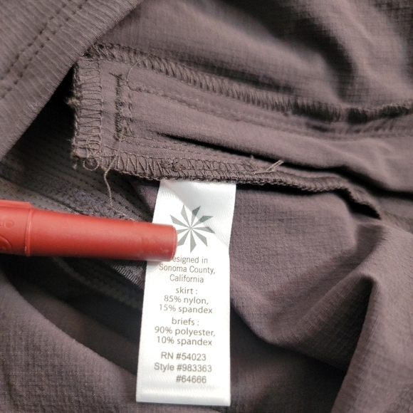 Athleta Sz 2 Jenner Skirt Skort  Pockets Side Zips Gray Purple 983363 - Picture 6 of 8